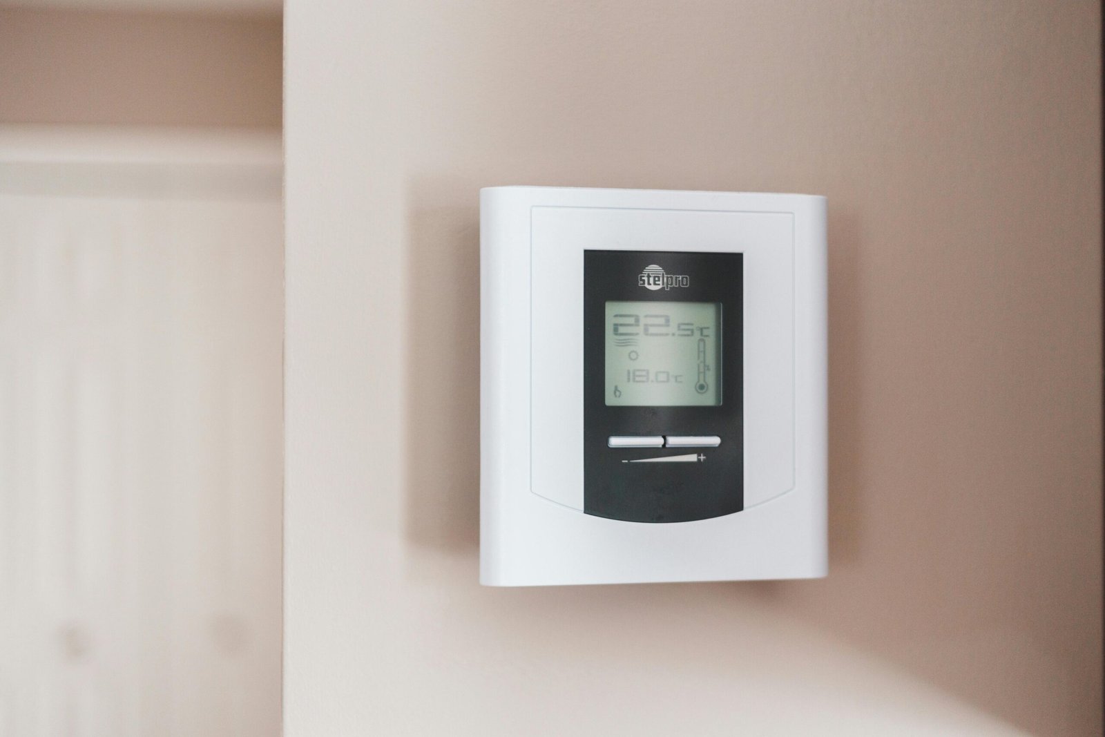 Best Smart Thermostats for Energy Savings (2025 Picks)