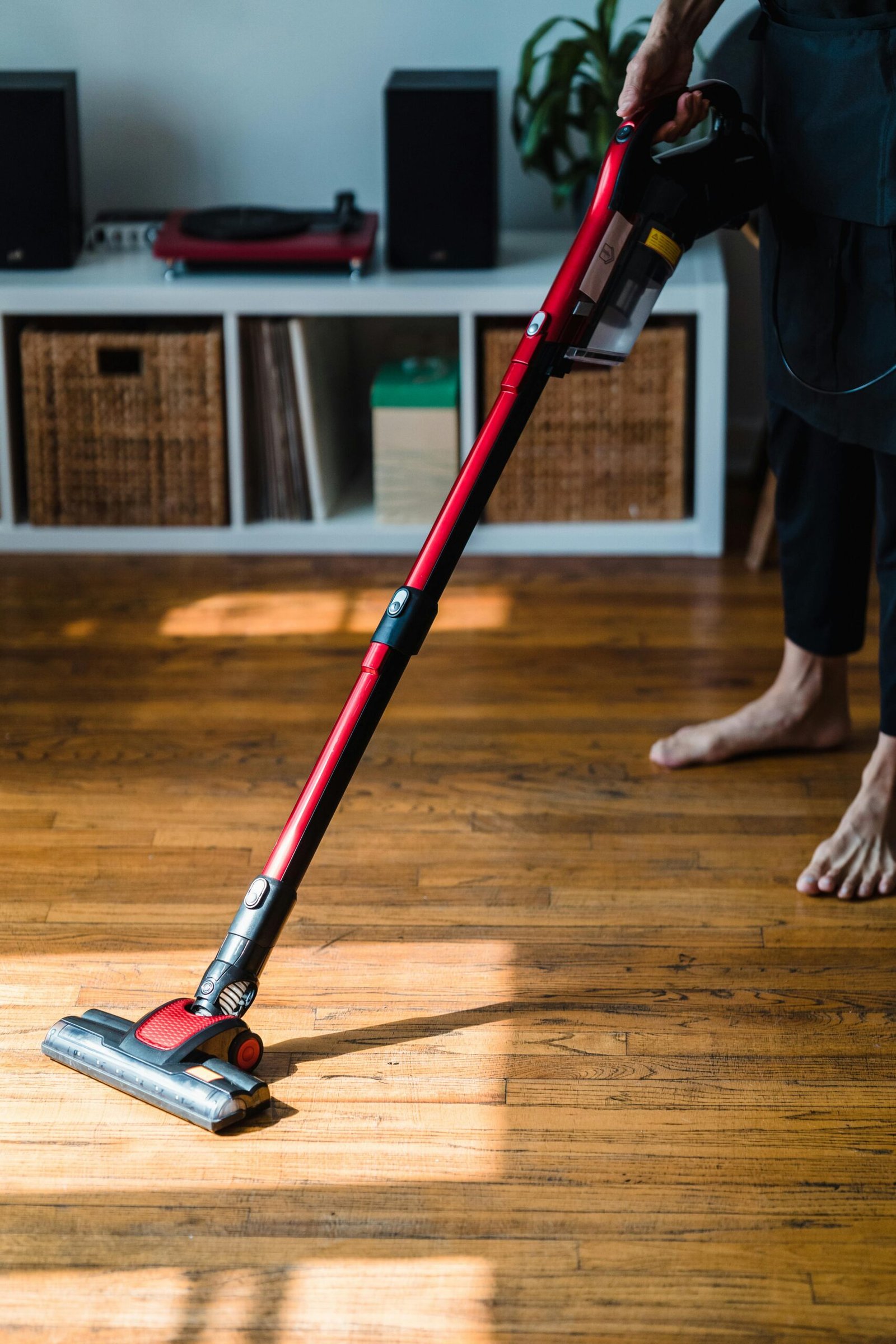 Best Cordless Vacuums for Small Apartments (2025 Picks)