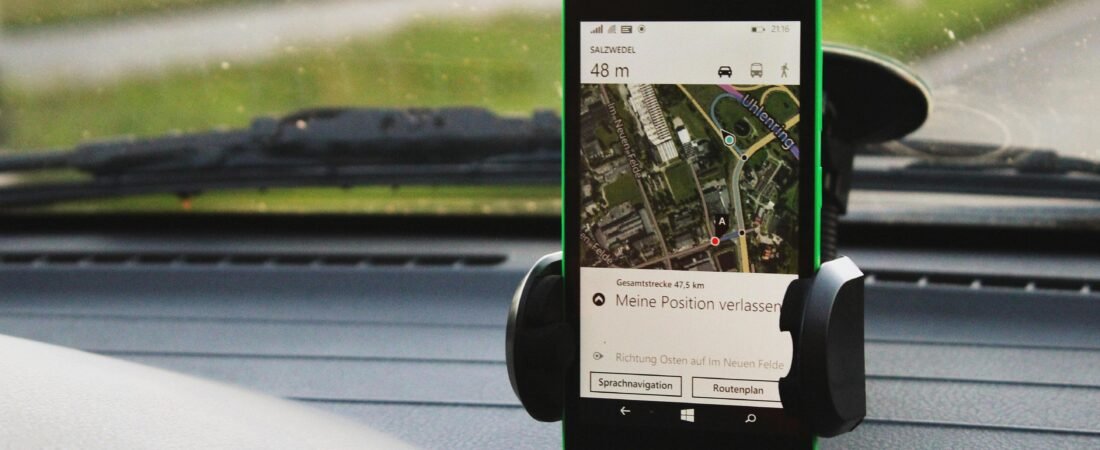 Best Wireless Charging Car Mounts for Uber & Lyft Drivers (2025 Picks)