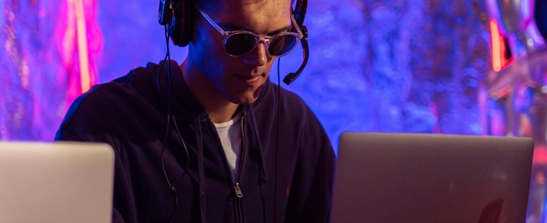 Best Gaming Headsets for Under $100 (2025 Picks)